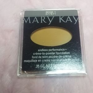 Cream to powder  Foundation BEIGE 1